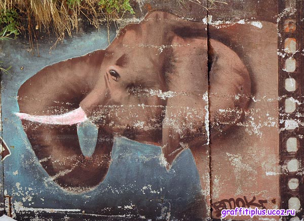Граффити-слон